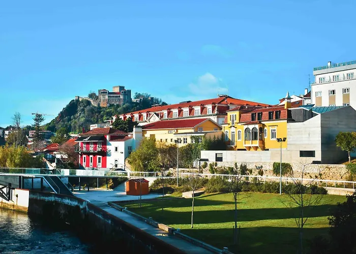 Casa Tertulias Лейрия